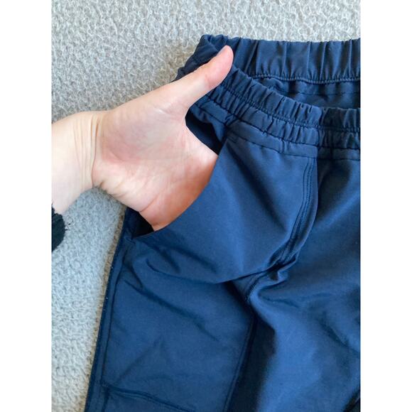 Lululemon Pants 8 Medium Cropped Pull On Stretch Pocket Navy Blue High Rise - Picture 3 of 13